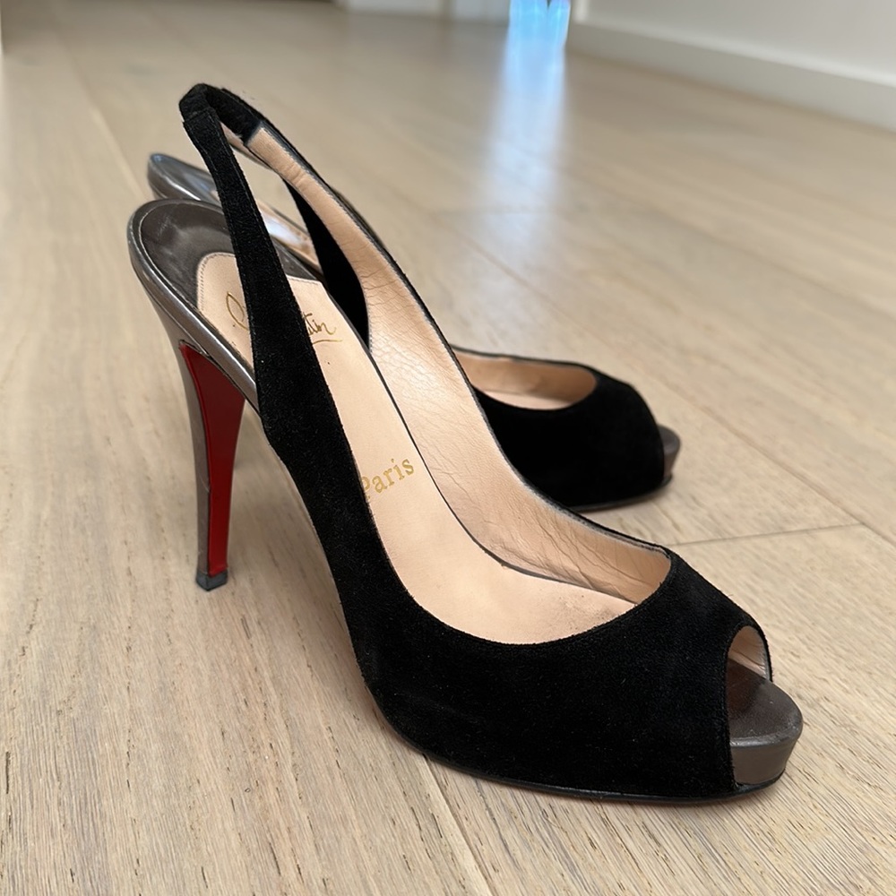 Christian Louboutin slingback pump